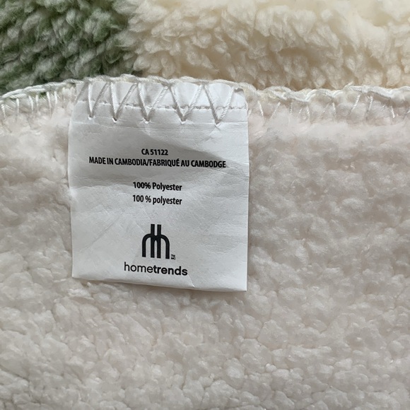 Throw blanket from Hometrends - Picture 4 of 4